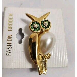 Vintage Owl Pin Brooch Gold Tone Faux Pearl Green Stone Fashion NEW